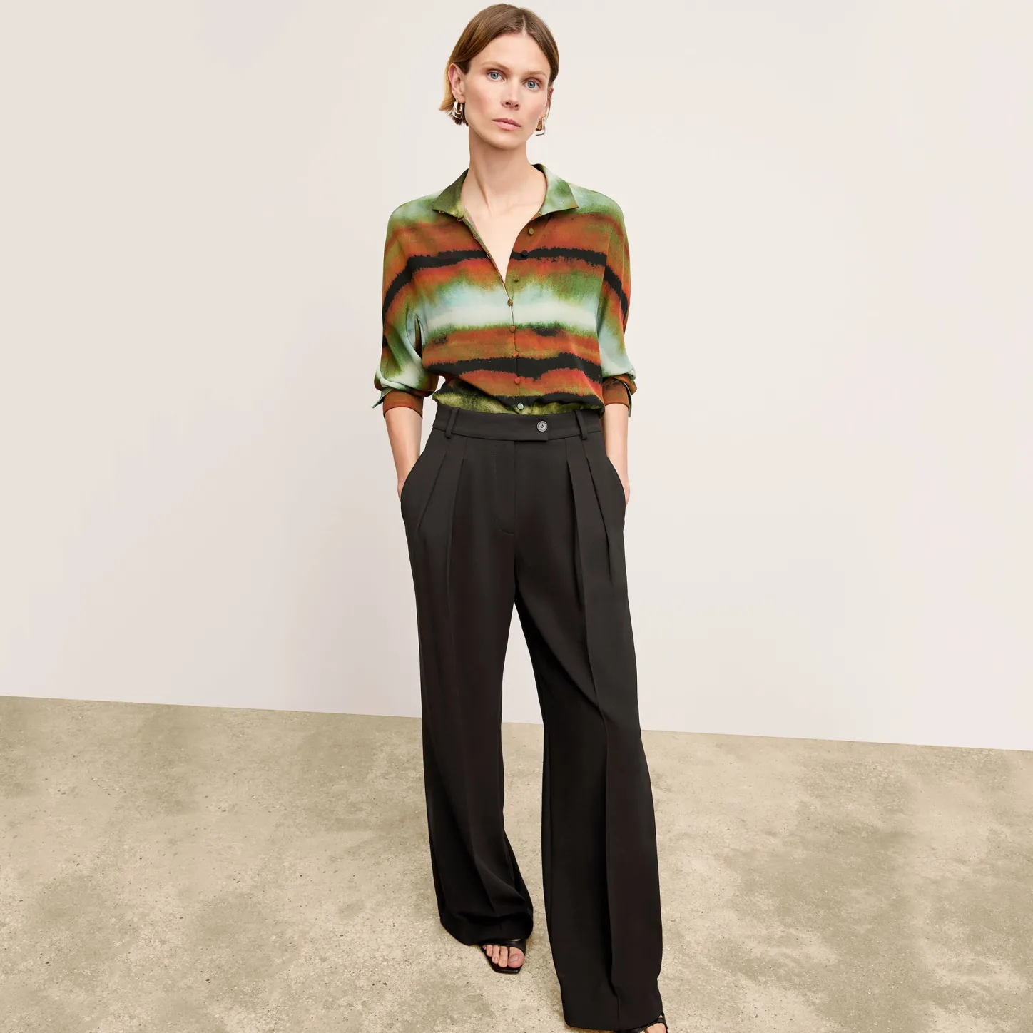 M.M.LaFleur Pants|Suiting|The Bia Pleated Trouser - Everyday Crepe