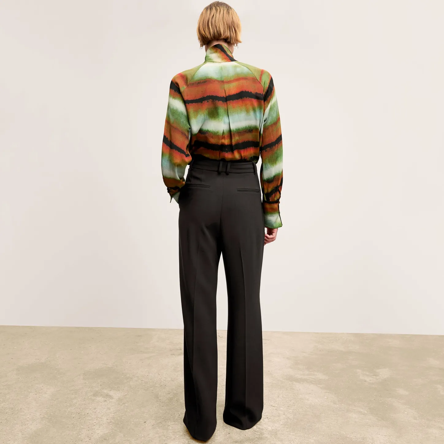 M.M.LaFleur Pants|Suiting|The Bia Pleated Trouser - Everyday Crepe