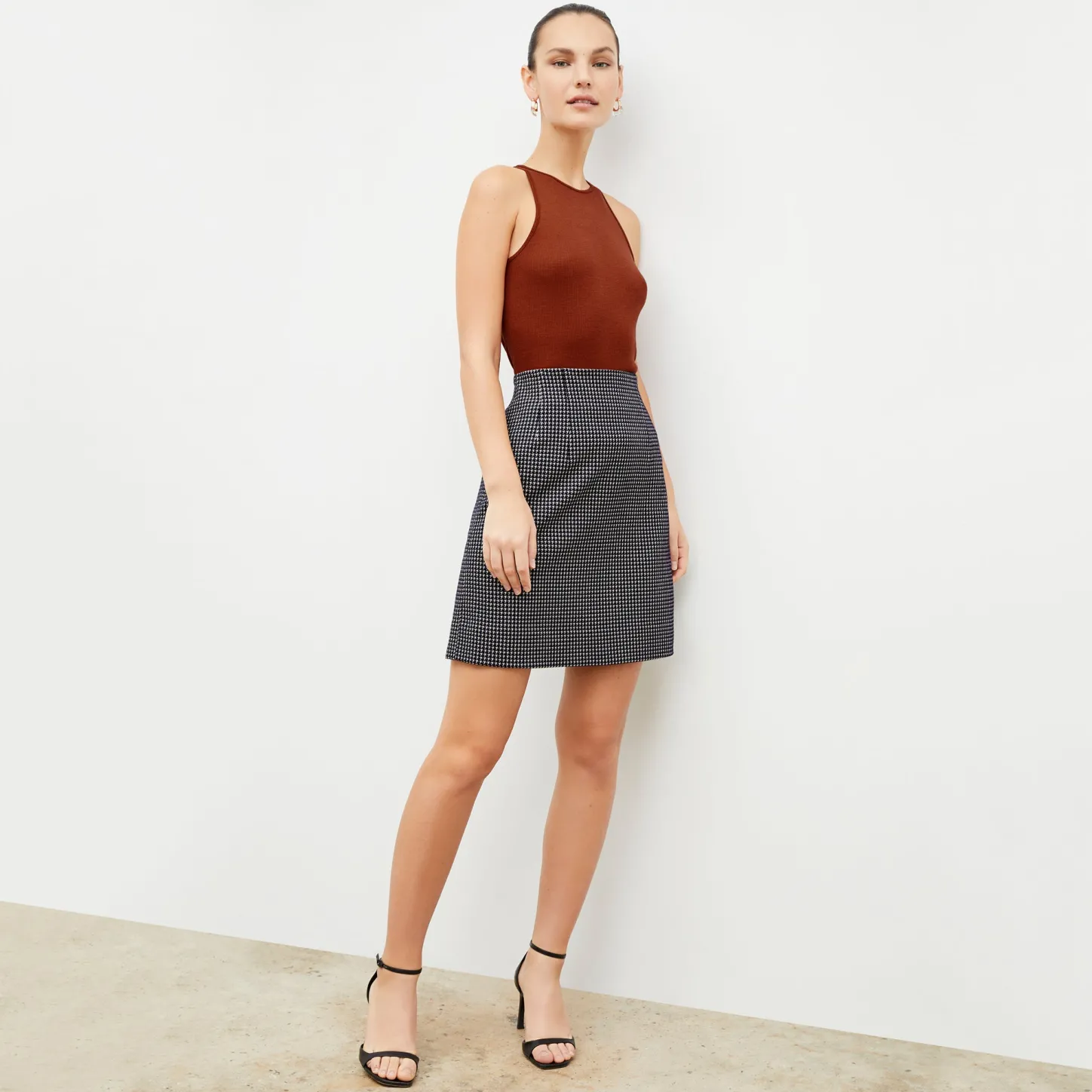 M.M.LaFleur Suiting|The Whitney Skirt - Stretch Houndstooth